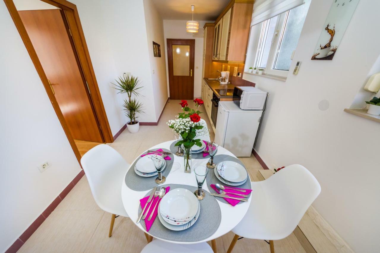 Apartman Lara 扎达尔 外观 照片